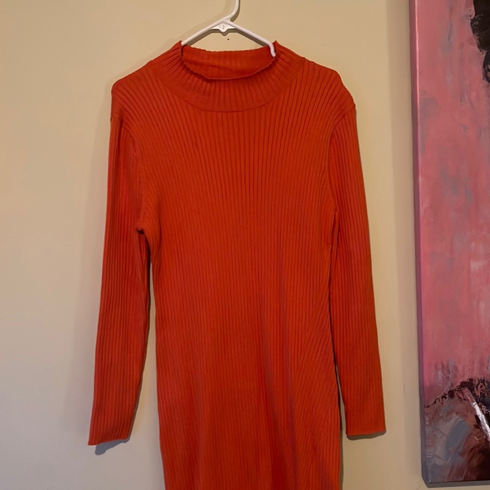 H&M orange long sleeve dress in excellent condition